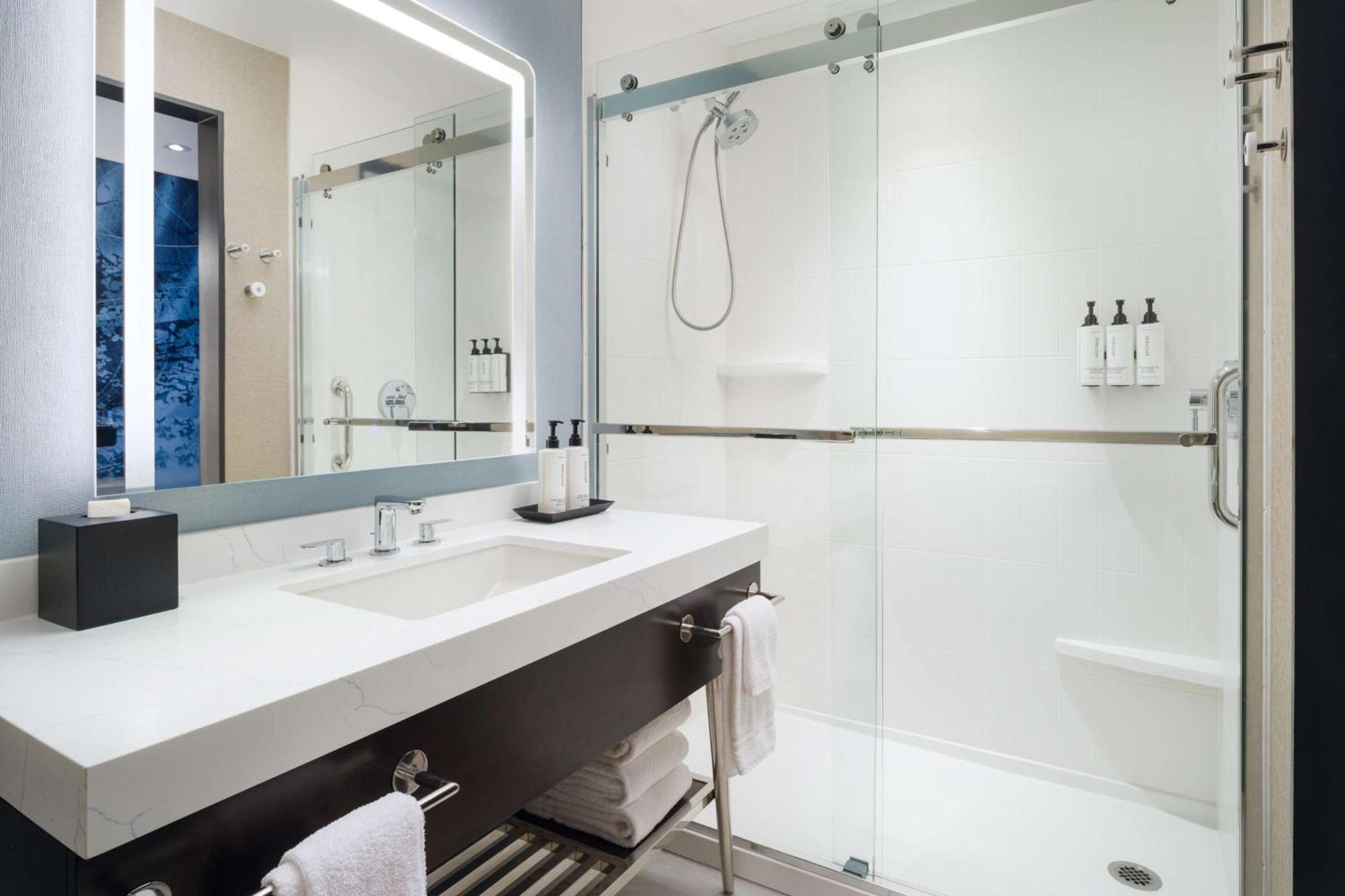 Tempo By Hilton Raleigh Downtown Hotel ภายนอก รูปภาพ