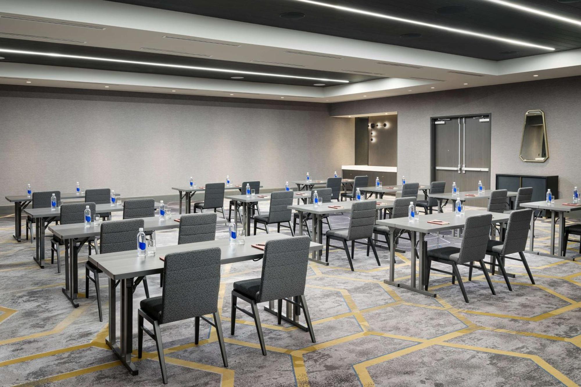 Tempo By Hilton Raleigh Downtown Hotel ภายนอก รูปภาพ